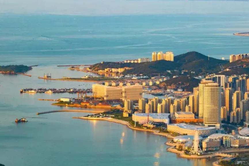 国内避暑比较好的地方(夏天适合避暑旅游的地方)