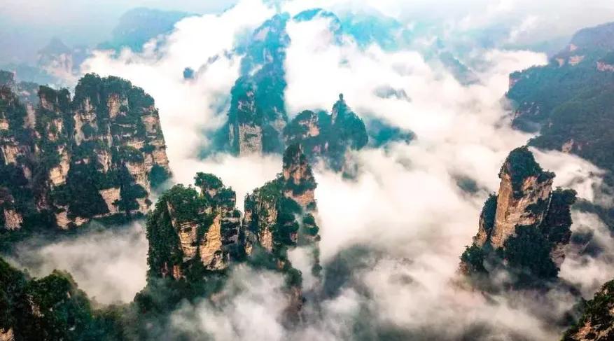 国内避暑比较好的地方(夏天适合避暑旅游的地方)