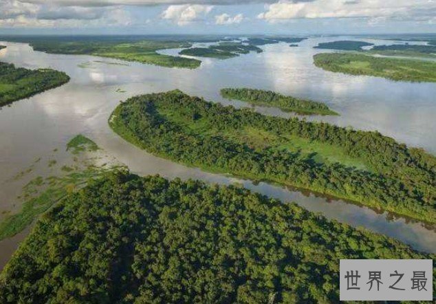 世界上最大的盆地，面积为337万平方千米