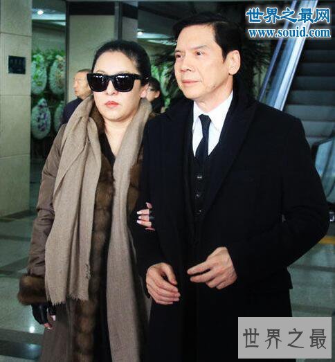 香港黑社会老大排名，向华强利用娱乐圈洗钱位居第一