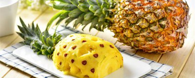 ​菠萝长在哪里
