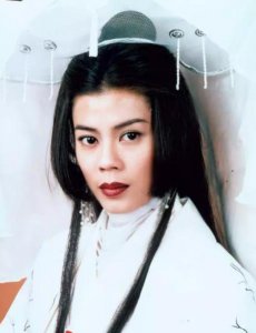 ​5个版本任盈盈，图1被奉为经典，图3最可爱，图5最美丽