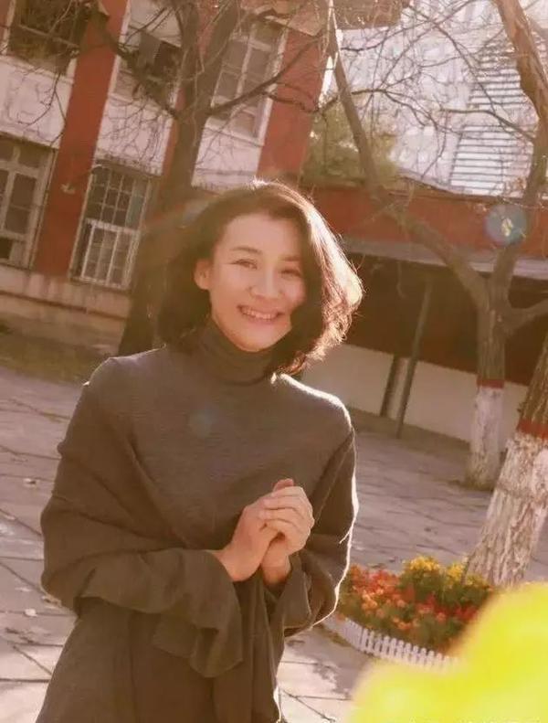 没想到新年第一趴斗图表情包，被这两位娘子承包！