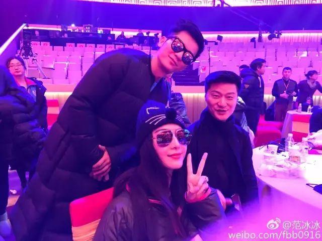 李晨成功求婚范冰冰，这就是爱情最好的模样。