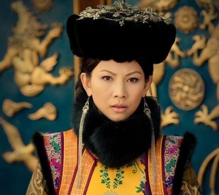 海兰珠没有进宫之前，最受宠的后妃不是孝庄，而是被送走的她