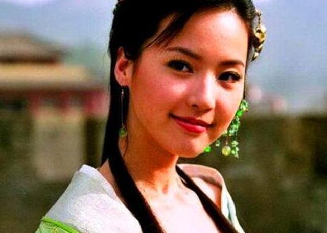 老版封神榜演员现状，最美妲己曾锒铛入狱，他却已经去世29年