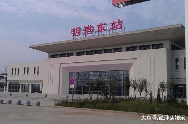 河南最“牛”小镇, 不仅有高铁站和火车站, 竟然还有机场