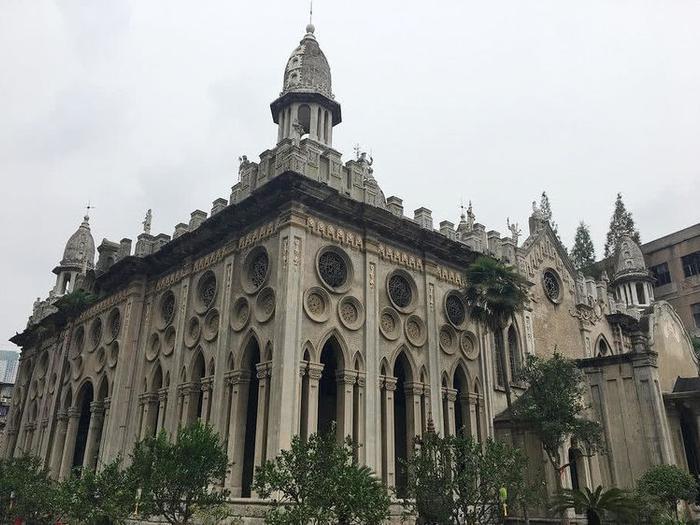 我国最怪尼姑庵，身处闹市，外形如罗马天主教堂，你知道在哪吗？