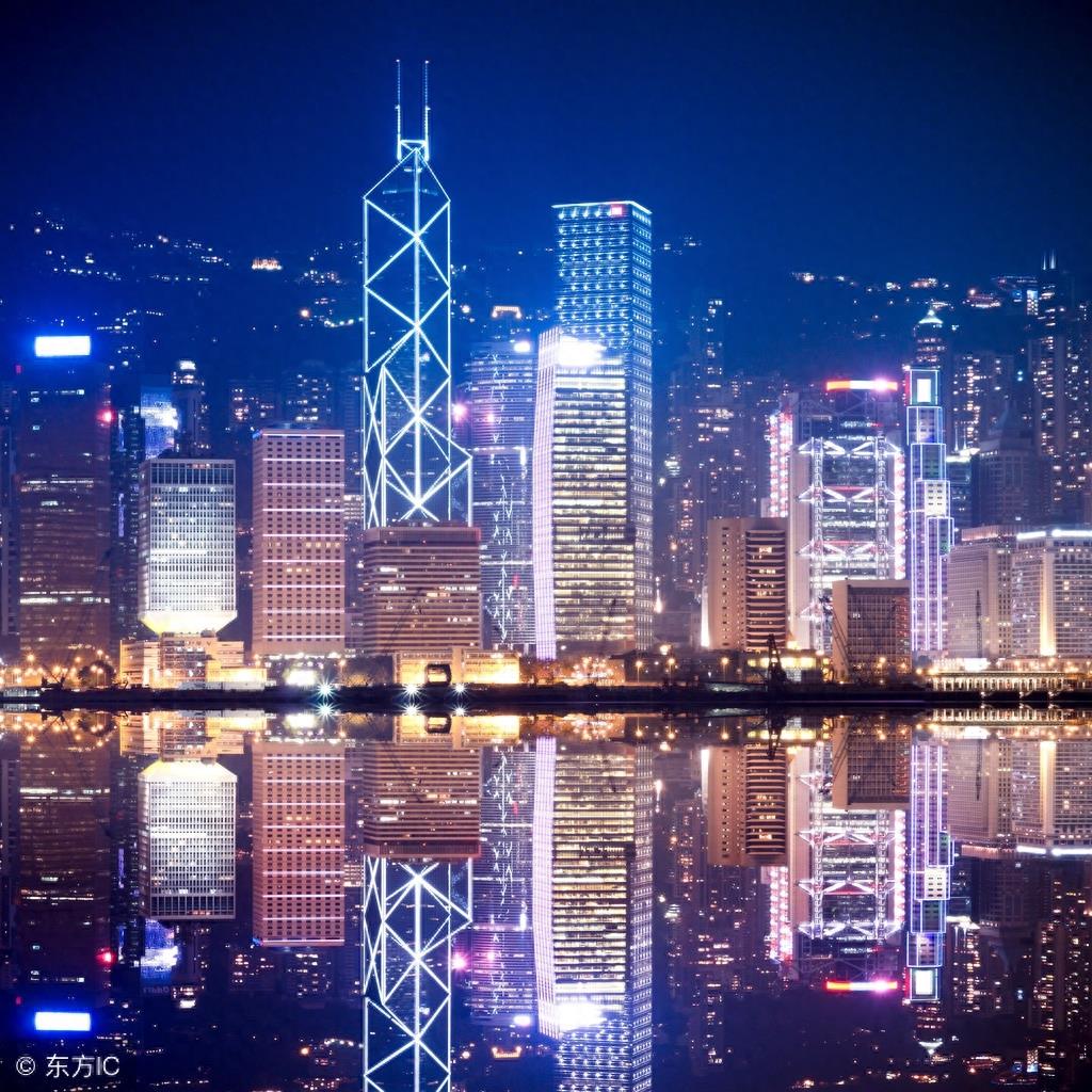 世界上最美的三大夜景，中国一座城市名列榜首，美得让人窒息