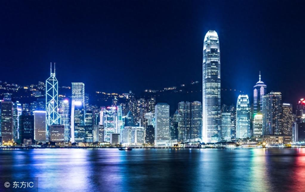 世界上最美的三大夜景，中国一座城市名列榜首，美得让人窒息
