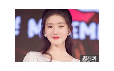 ​分手后和前任再吃一顿饭（分手后还在一起吃饭）