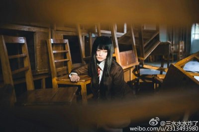 ​暧昧男生主动提前女友