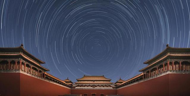 揭秘南京明故宫的神秘力量：离奇死亡、幽灵出没与时空错乱的真相